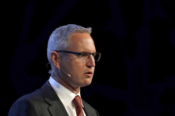 Suncor Pledges to Cut a Third of Carbon Emissions by 2030