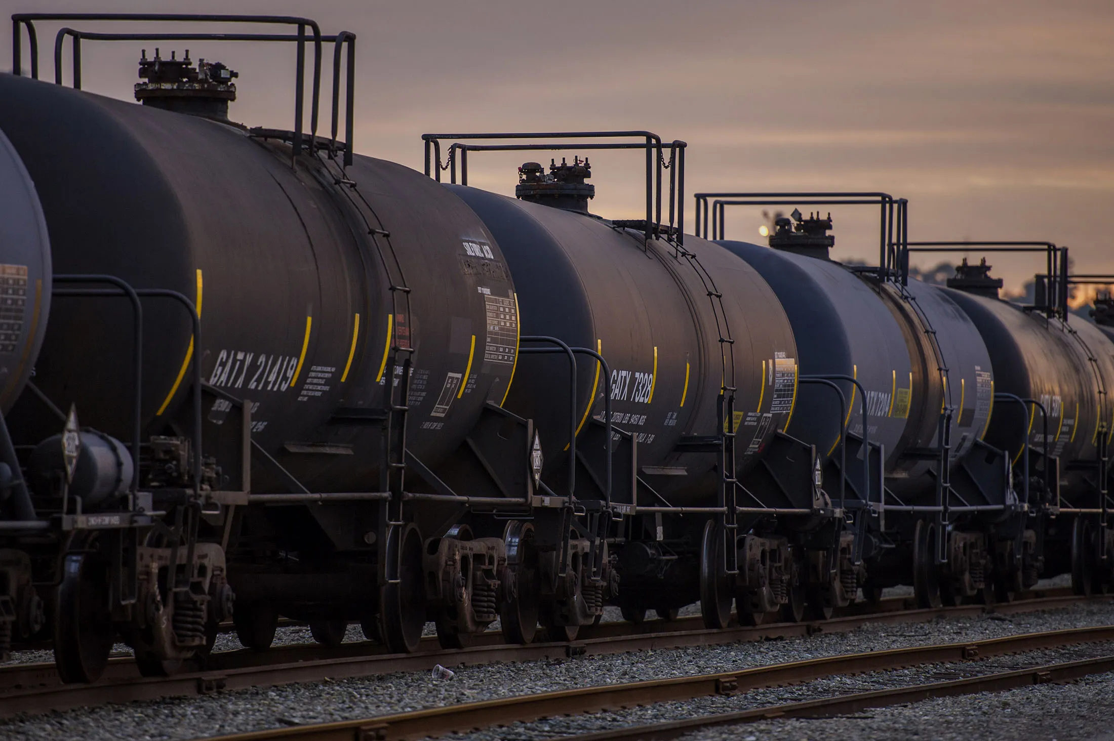 \'Bomb Train\' Terminal Suits Seen Slowing U.S. Oil Independence