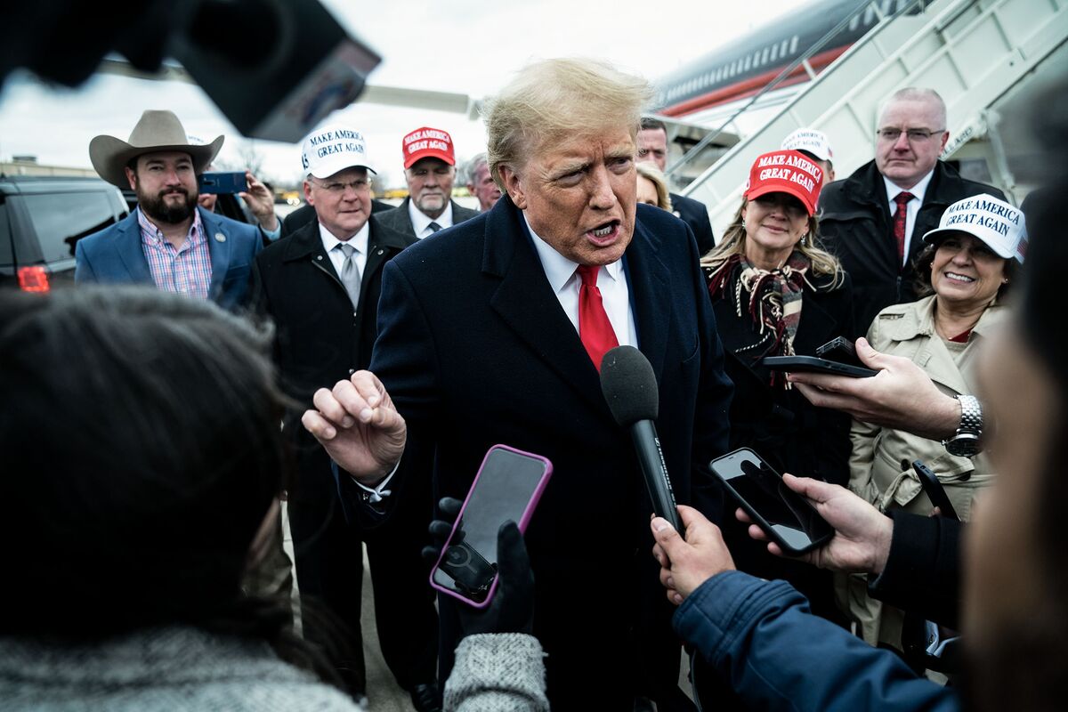 Inside Trump Force One Travel for 2024 Presidential Race Has Wifi