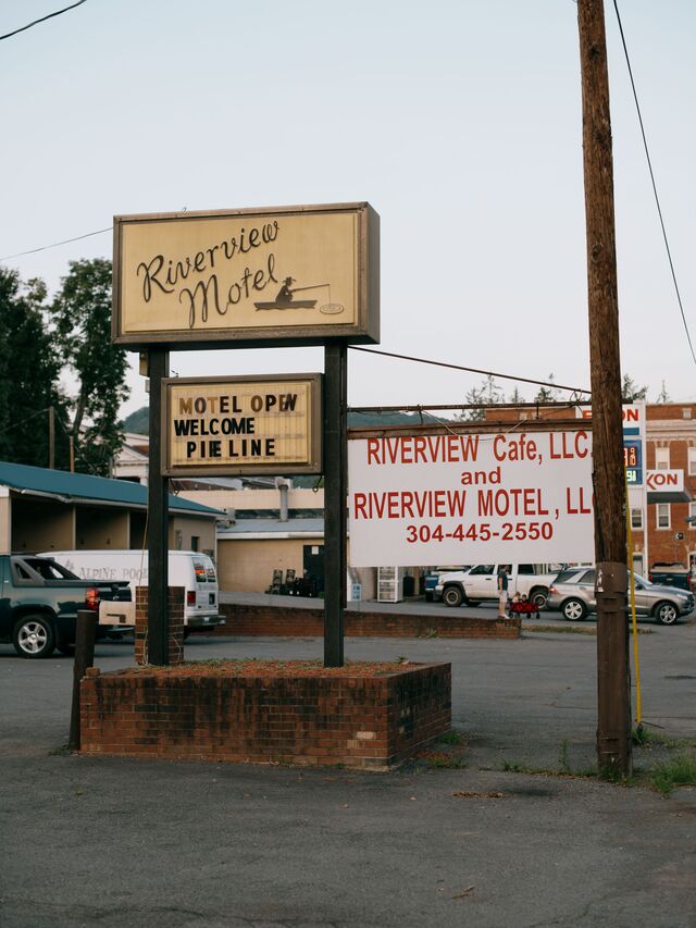Alderson, West Virginia (Summers County) The sign of one of the few hotels in the immediate area welcomes pipeline workers to Alderson.
