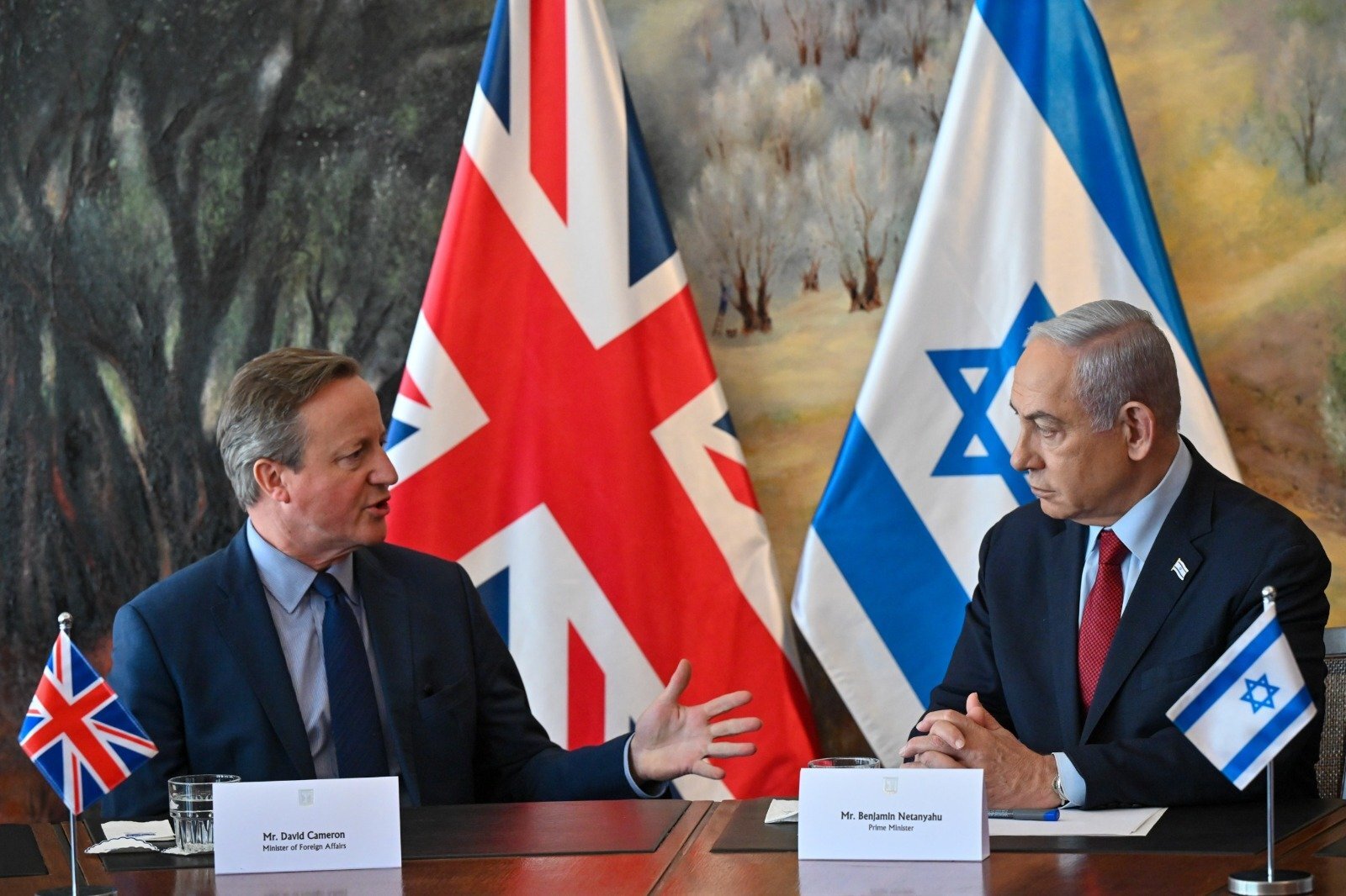 Cameron Prods Israel As Crisis Gives Him Shot To Repair Legacy Bloomberg    1x 1 