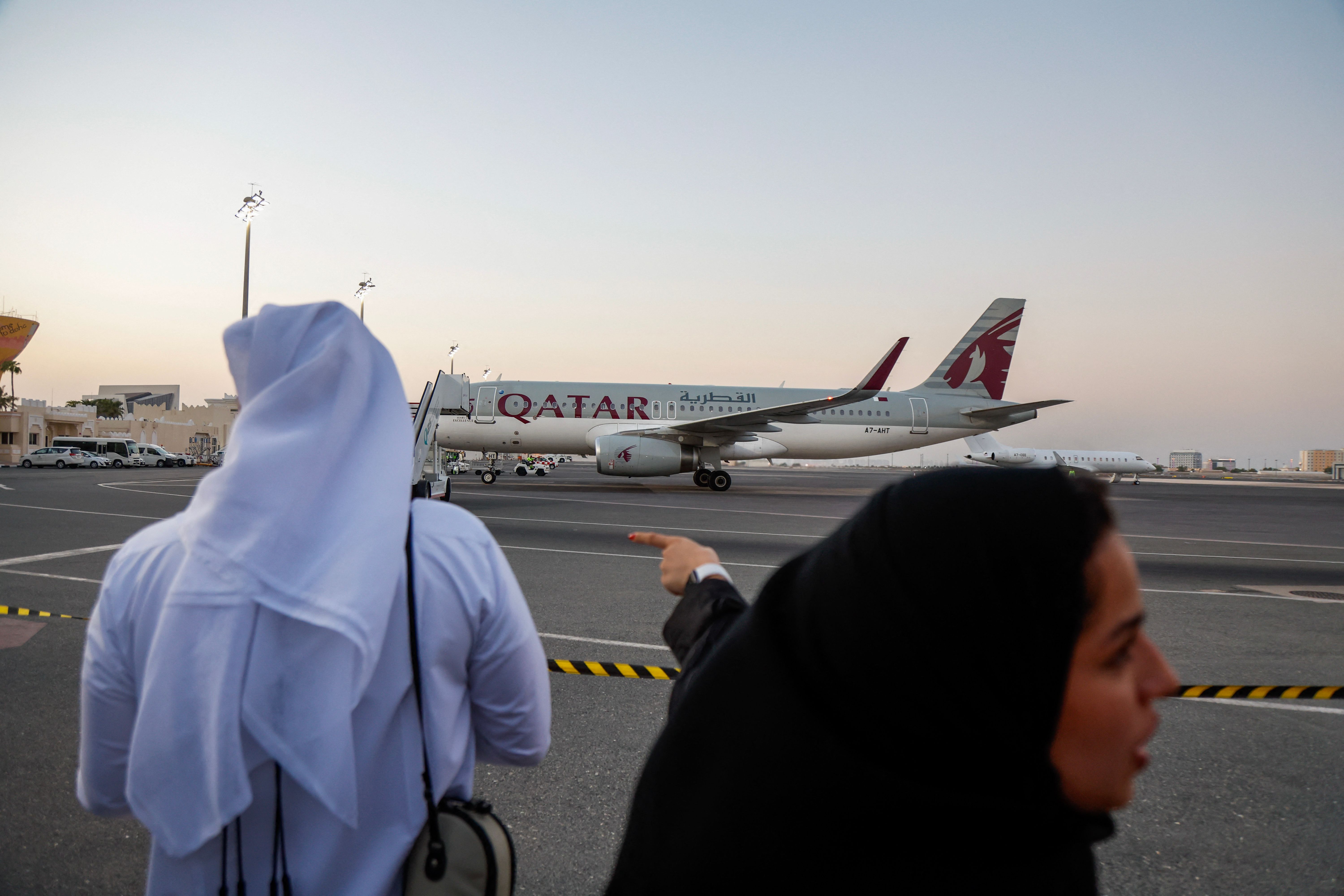 Americans Released in Iran Prisoner-Swap Deal in Hope of Easing Tensions -  Bloomberg