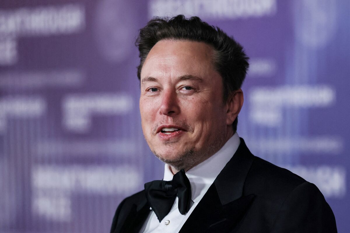 Tesla Stock Surges as Elon Musk Buys $1 Billion in Shares Following Board's 'Trillion-Dollar' Pay Plan
