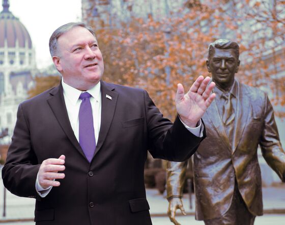 Pompeo’s Visit Signals U.S. Pressure on Orban for Russia Ties