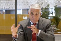 Unicredit SpA CEO Andrea Orcel's Money Machine has $10 Billion to Reshape Banking