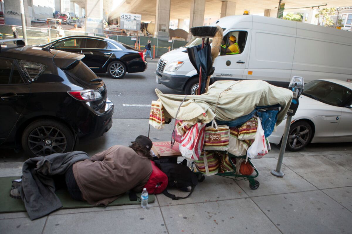 Ending Homelessness Is a Job for the Federal Government - Bloomberg