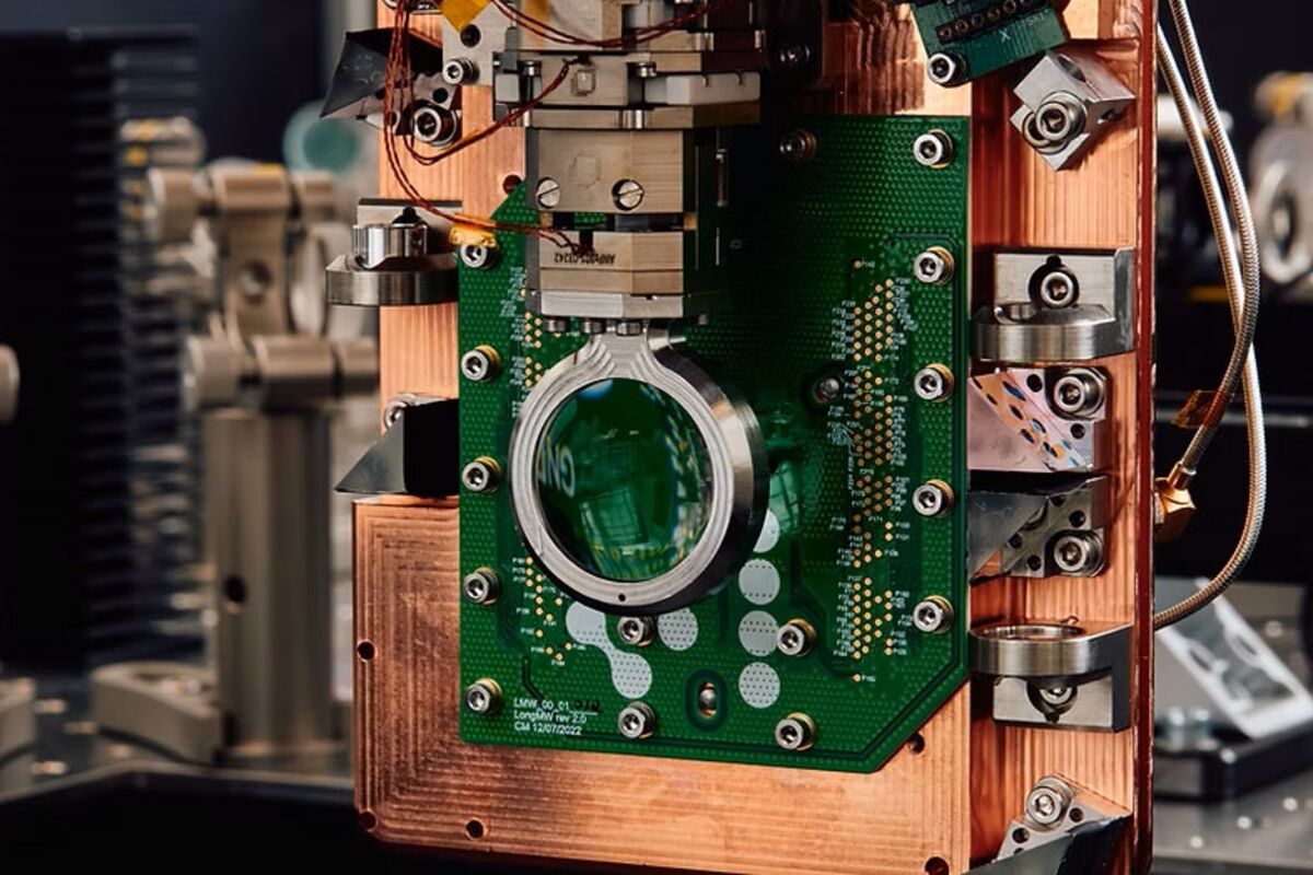 🟪"IonQ acquisisce Oxford Ionics per 1,08 miliardi: un passo avanti nel calcolo quantistico"