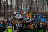 TOPSHOT-US-environment-climate-PROTEST