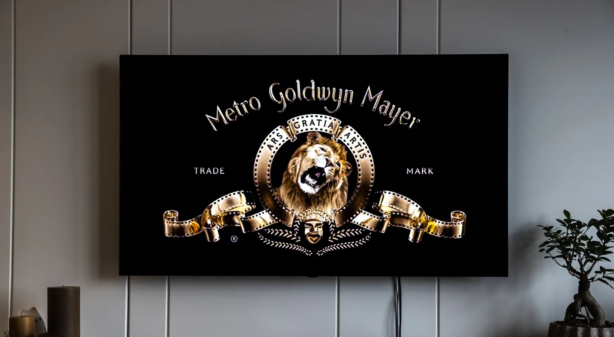 アマゾン、映画制作会社MGM買収で合意－コンテンツ拡充へ - Bloomberg