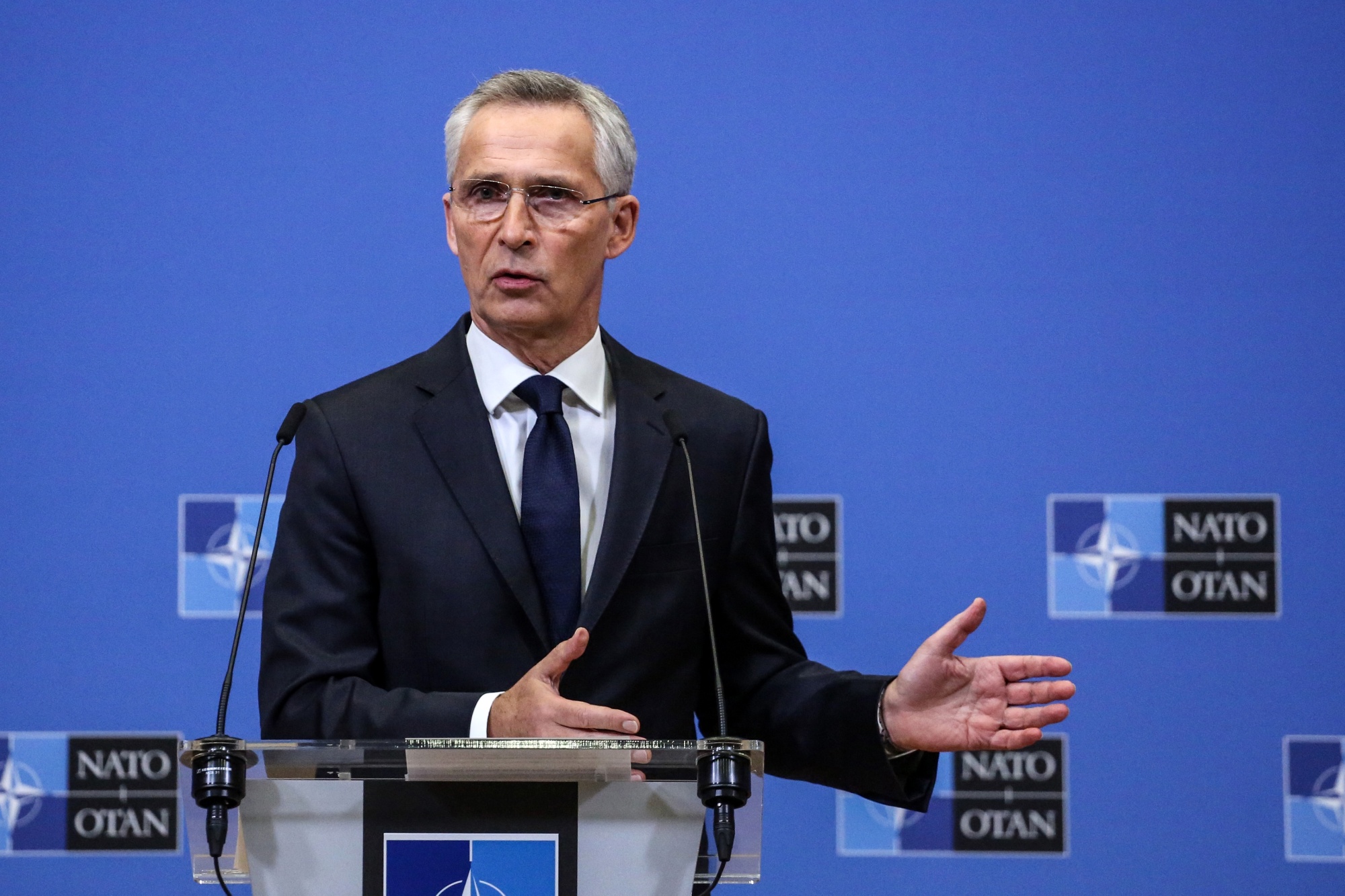 NATO Chief Urges Allies to Pledge Yearly €500 Million to Ukraine - Bloomberg