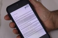 relates to 米政権、仮滞在資格の移民50万人に出国命令－キューバなど４カ国対象