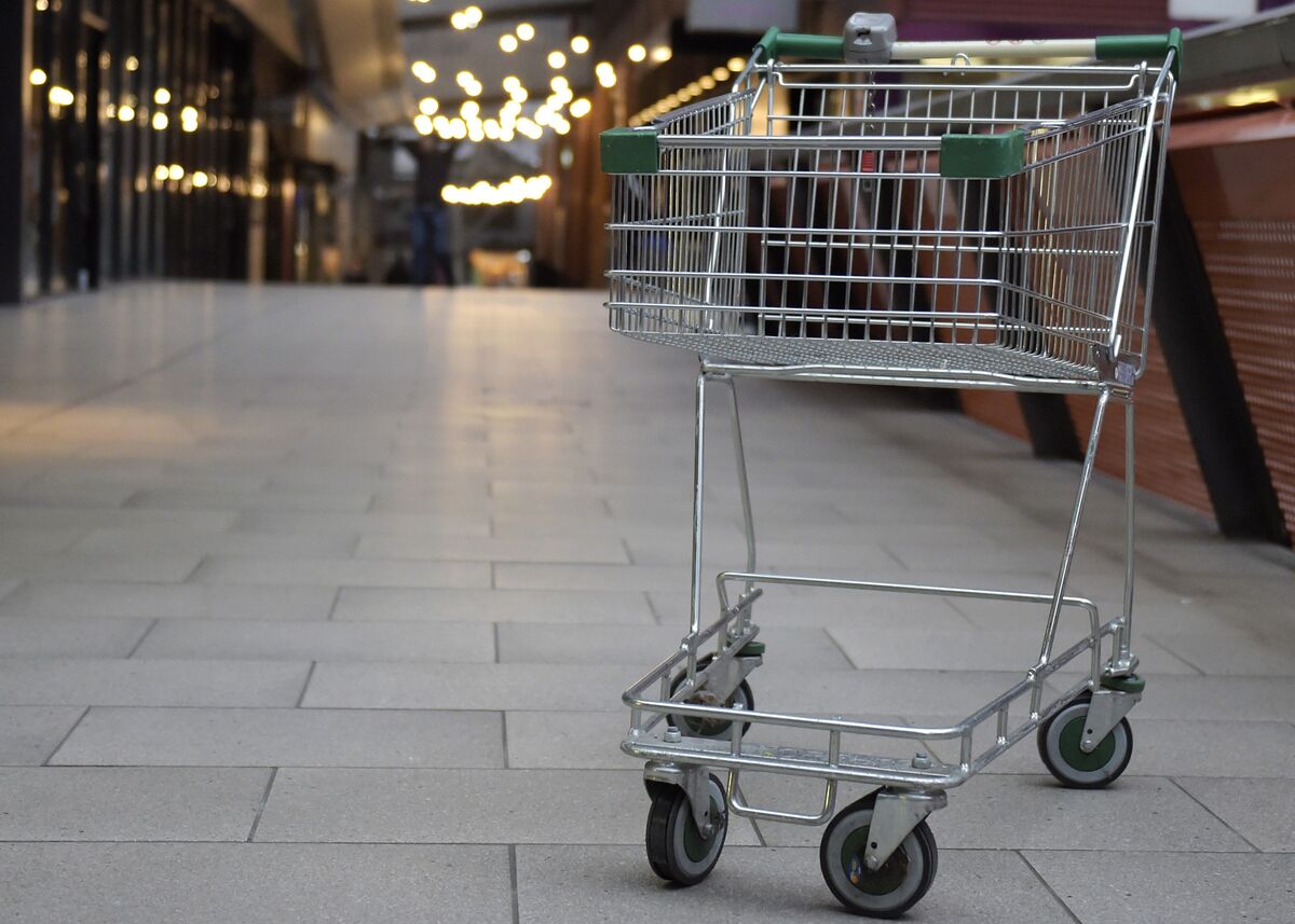 Everything's Too Expensive: Stocks, Bonds, You Name It - Bloomberg