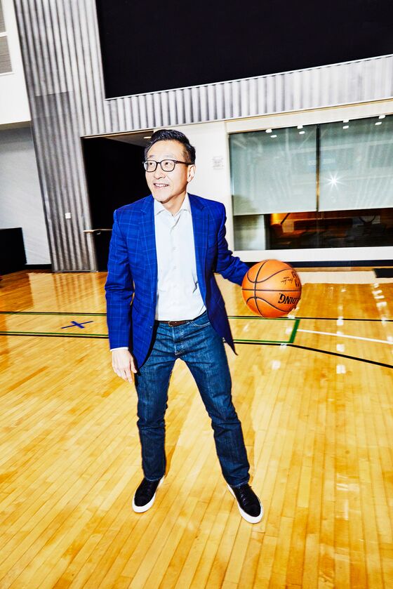 Nets Owner Joe Tsai Is Caught Between Brooklyn and Beijing