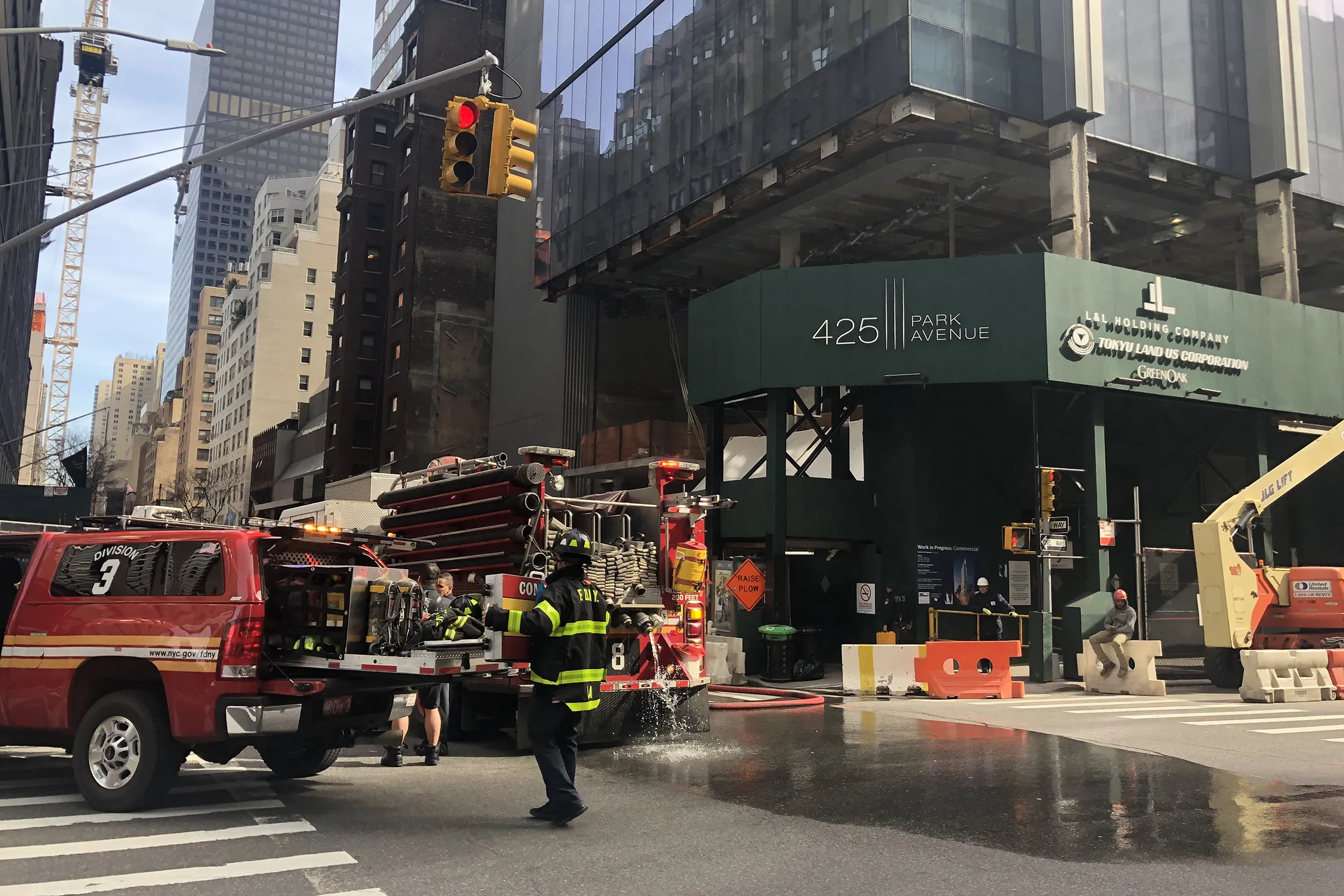 Fire Breaks Out at Midtown Office Tower Set to House Citadel - Bloomberg