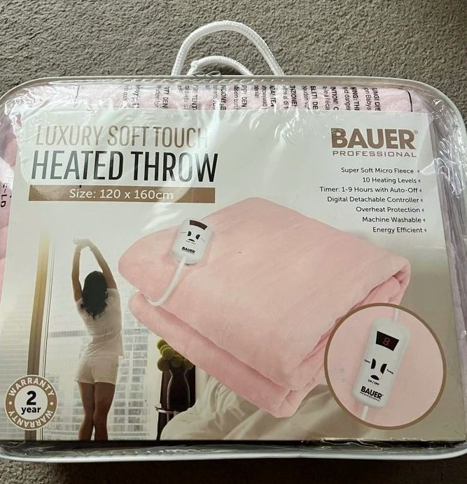 Octopus Energy Gives Away Free Electric Blankets to Tackle Gas Costs -  Bloomberg