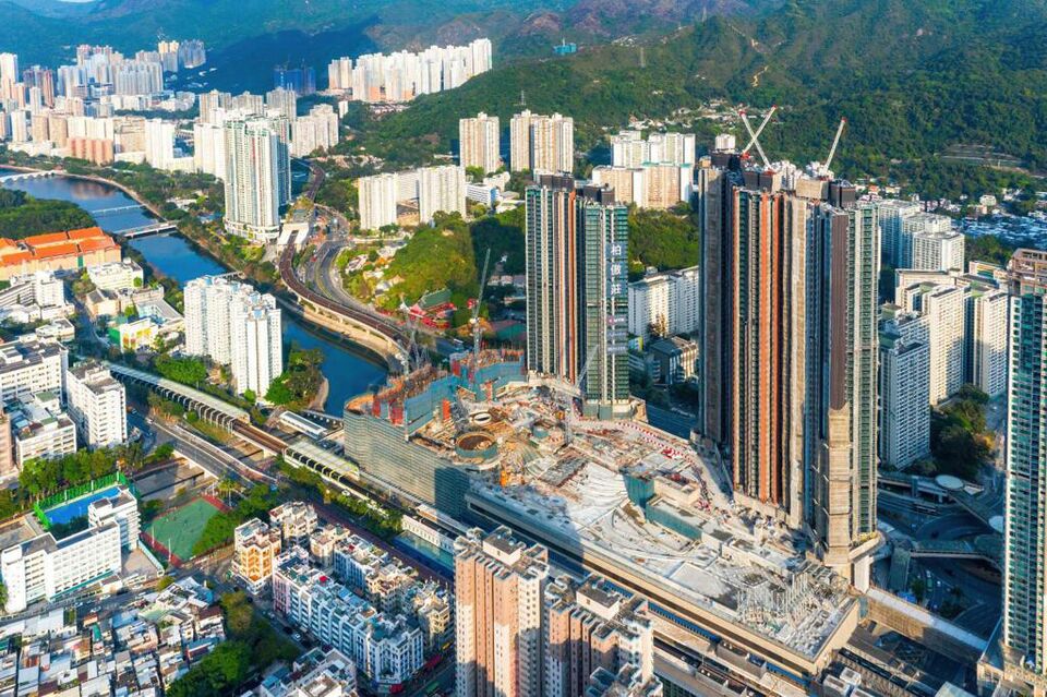 New World to Demolish Luxury Hong Kong Towers in Major Setback Bloomberg