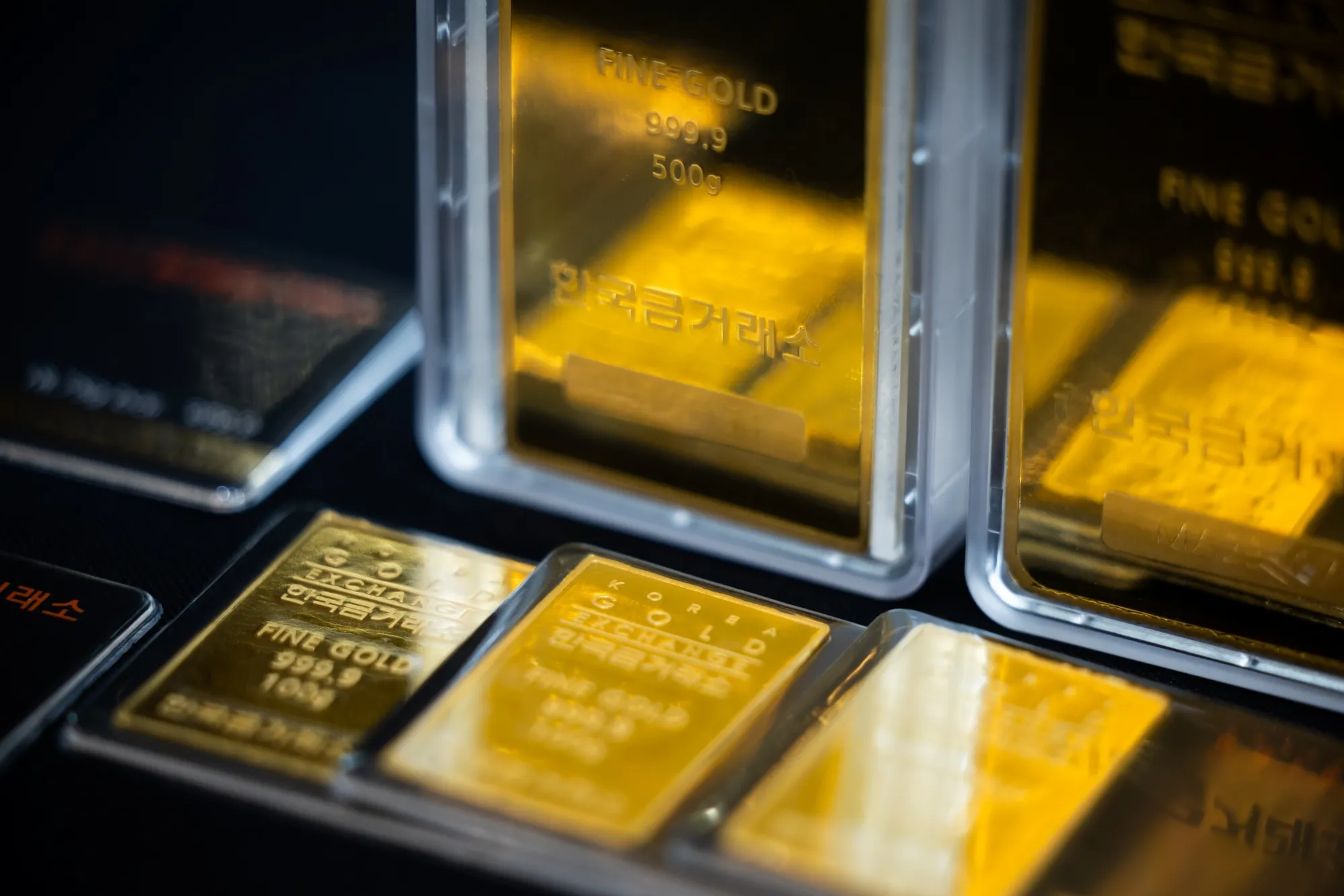 Bank of Korea May Buy Gold in Medium-Term After Long Hiatus - Bloomberg