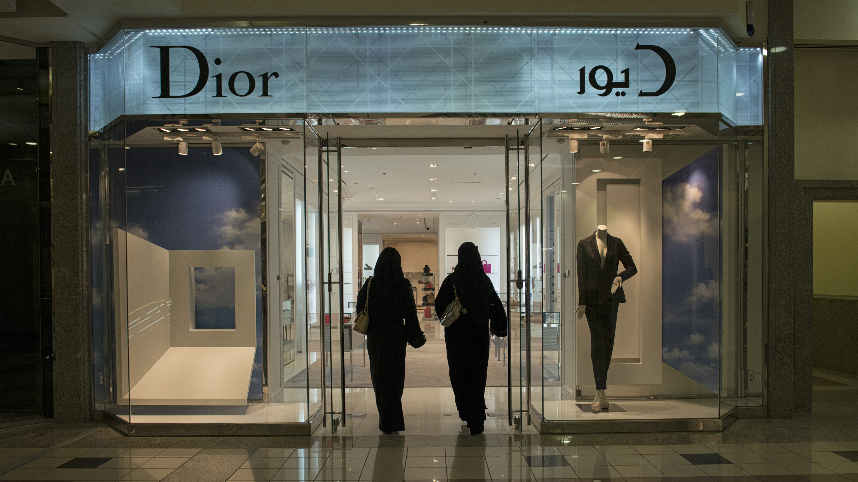 LVMH, Richemont Set to Benefit From Middle East's Fast Growth