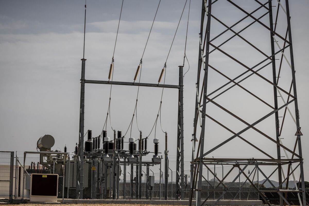 Apollo to Focus Potential Spain Deals on Energy, Data Centers