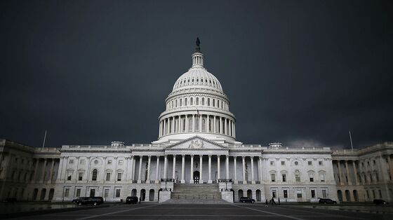 U.S. Faces Last Chance to Salvage Stimulus Deal as House Returns