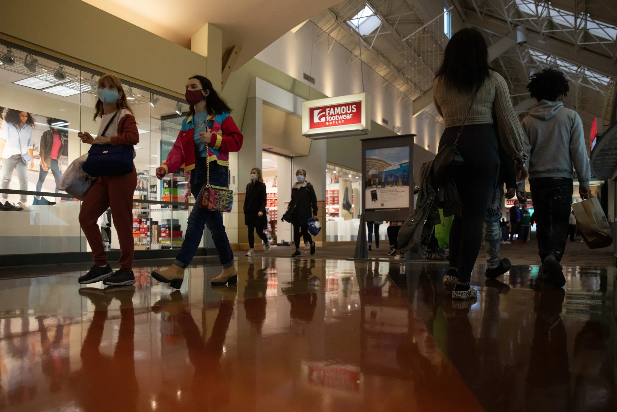 Where is the economy headed? Watch consumers, not the job market.