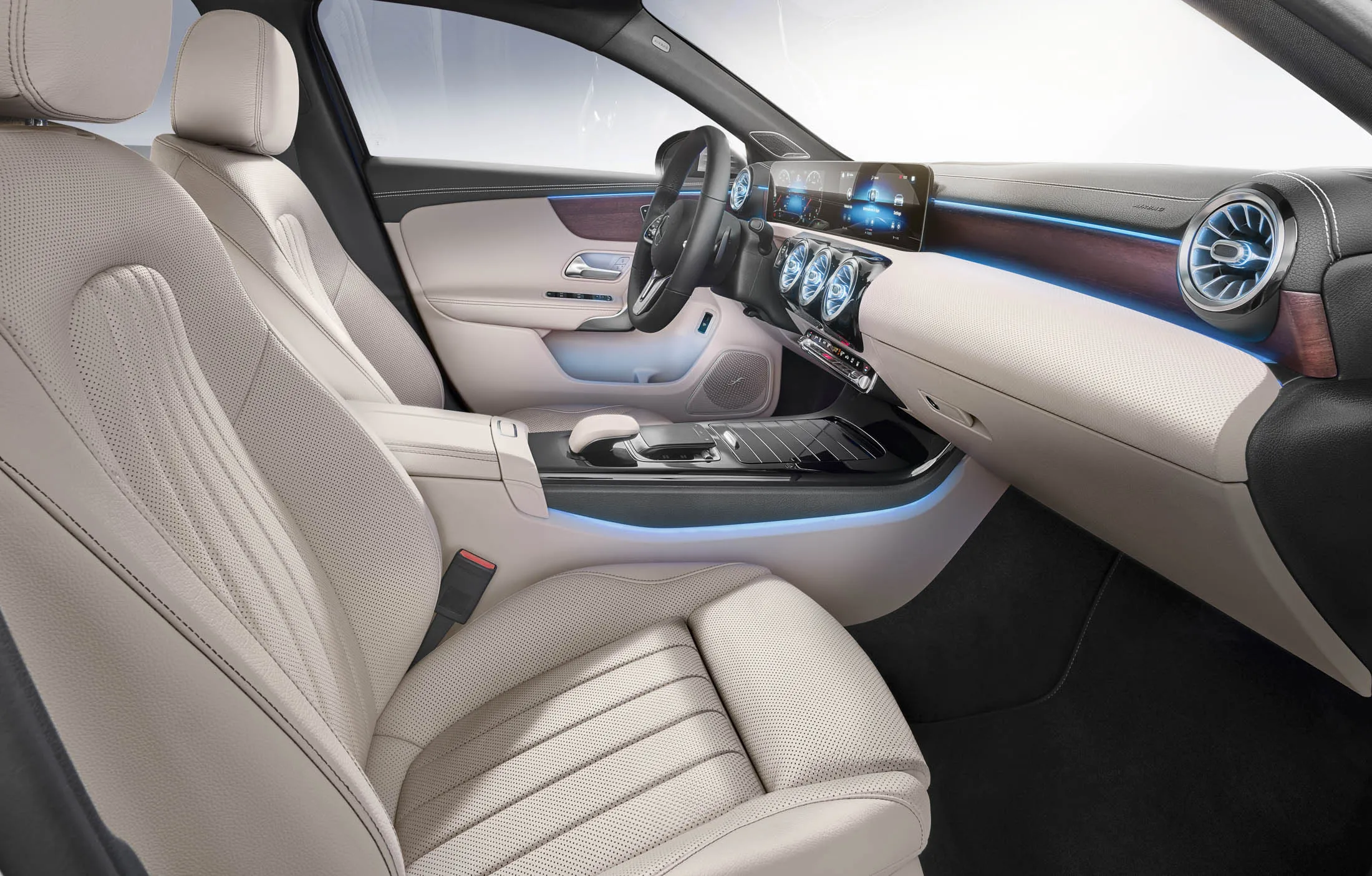 Mercedes-Benz A Class Sedan Debut: Stats, Options, Technology - Bloomberg