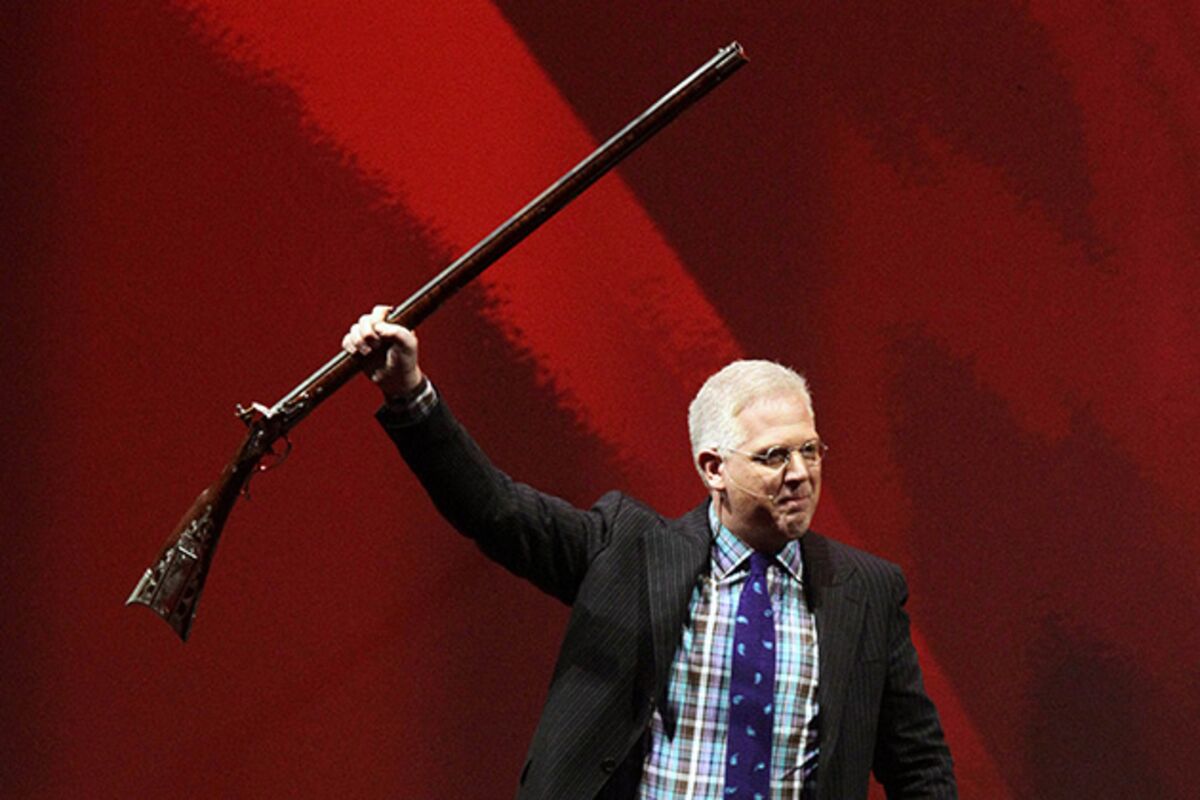 Glenn Beck Rallies the NRA Faithful - Bloomberg