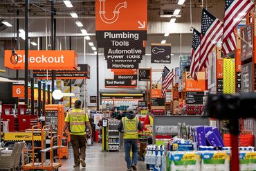 Home Depot’s Sales Fall Short on Lackluster Housing Recovery