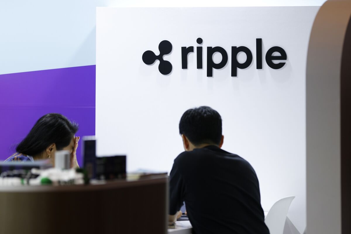 
                            Ripple Kicks Off Share Buyback at $50 Billion Valuation