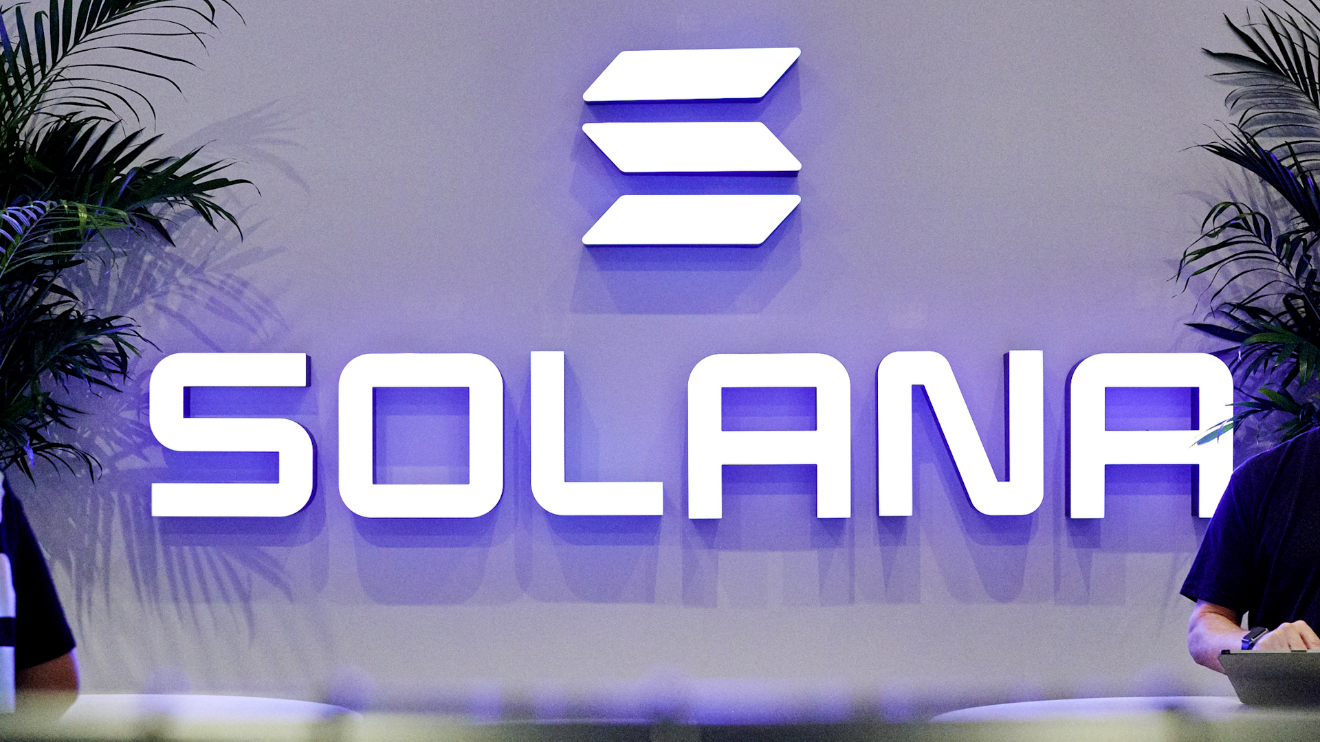 First-Ever Solana Staking ETF (SSK) Begins Trading on U.S. Markets