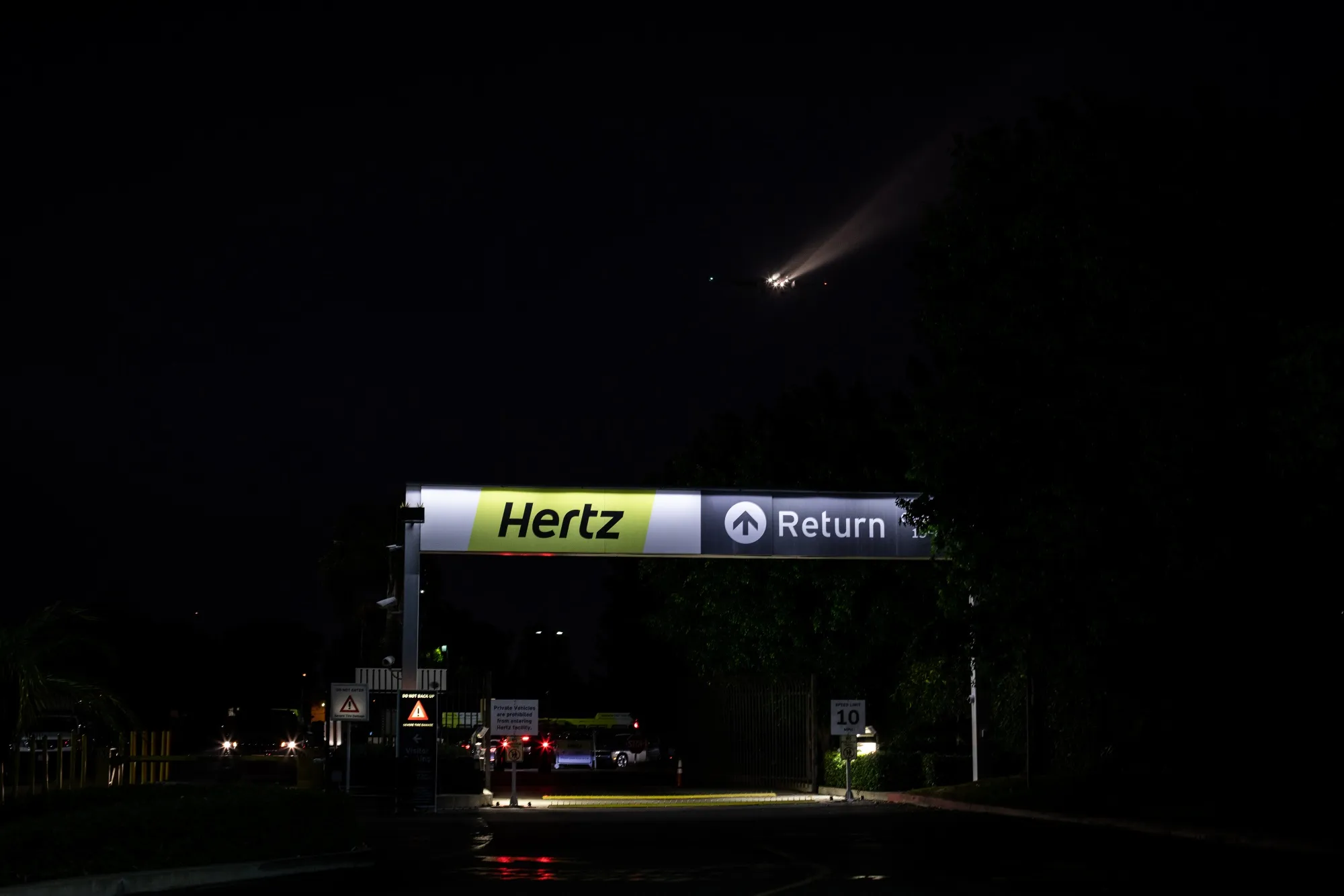 A Hertz Global Holdings Inc. Location Ahead Of Earnings Figures