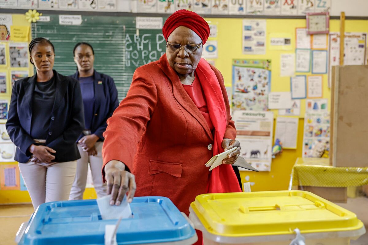 Netumbo Nandi-Ndaitwah Leads Namibia Presidential Race