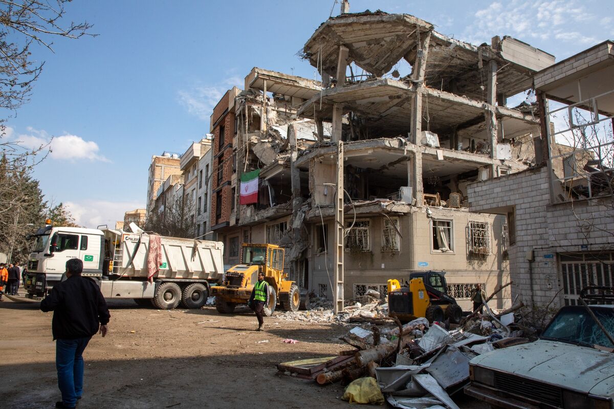 assets.bwbx.io image