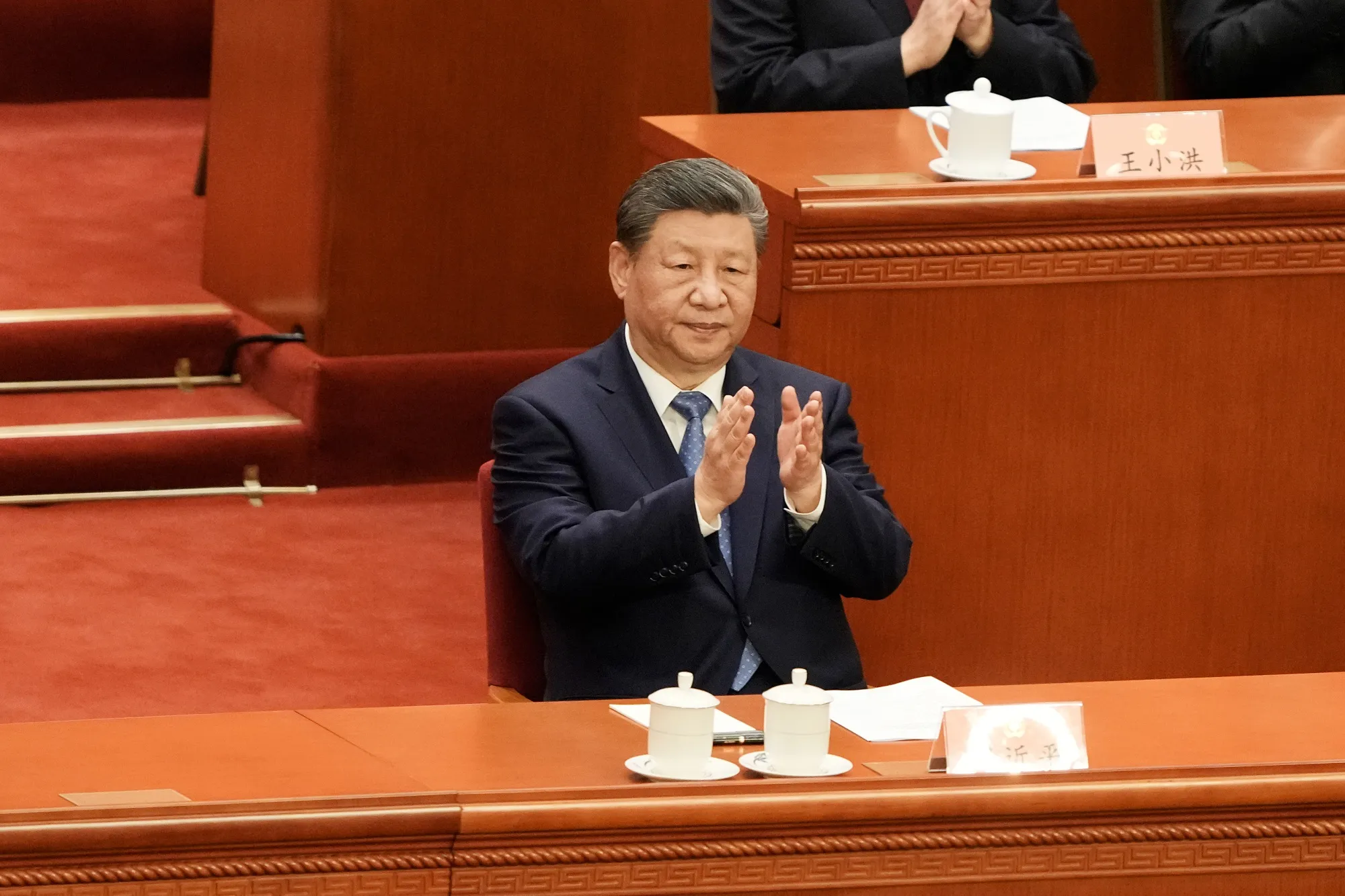 中国全人代、経済政策の方向性と人事に注目