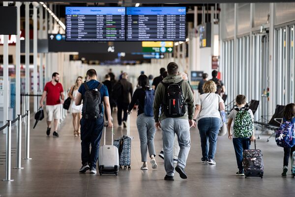 Hungary in Talks to Buy Majority Stake in Budapest Airport