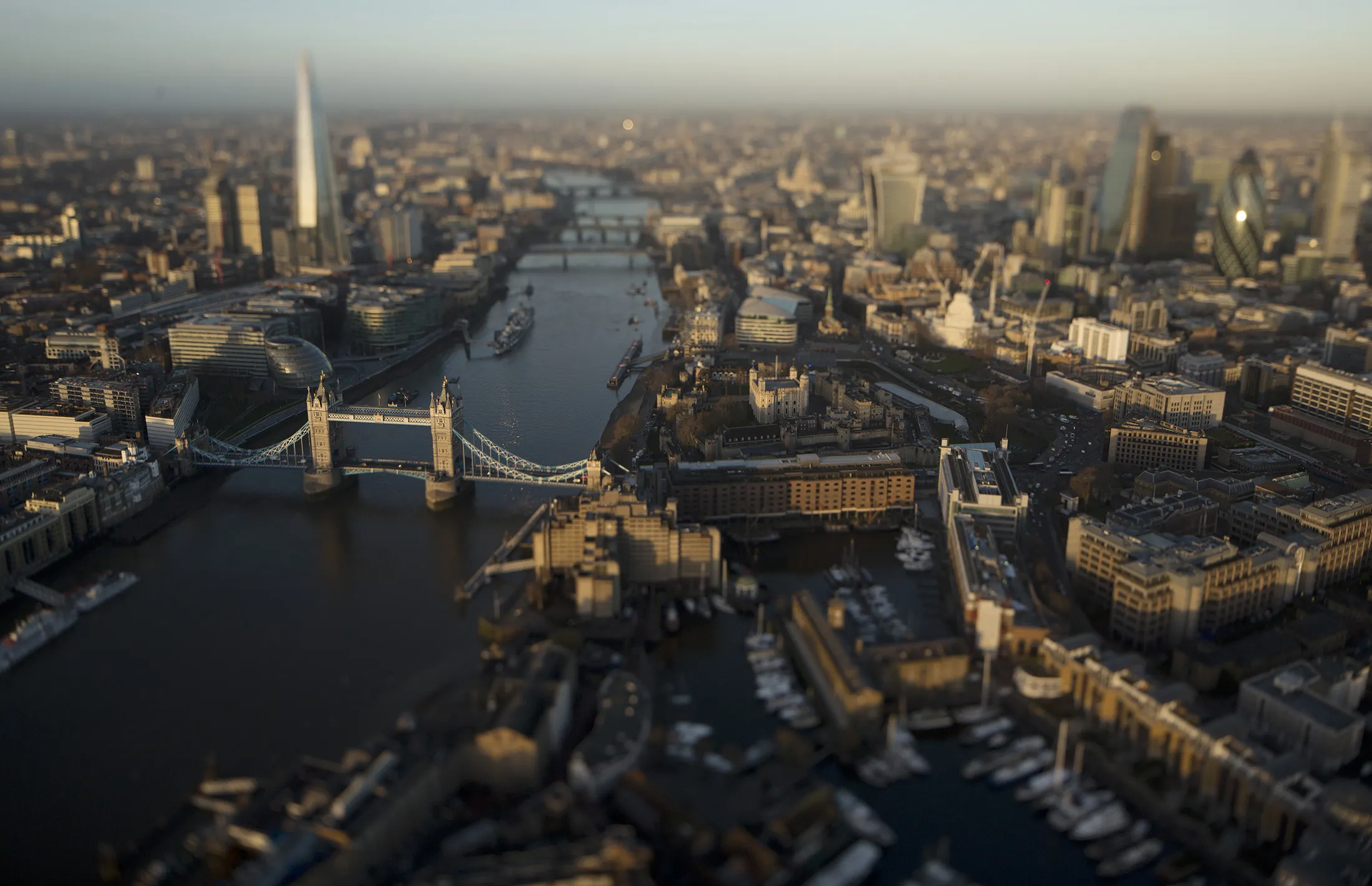 1492522541_london