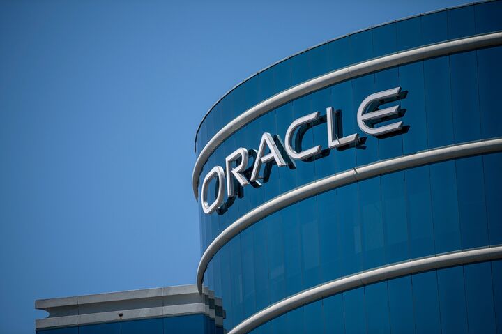 Oracle Affirms Sales Outlook of $65 Billion by Fiscal Year 2026 - Bloomberg