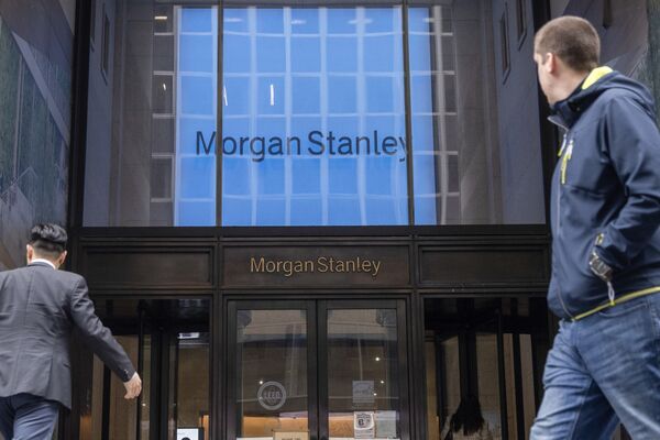 Morgan Stanley Displaces Citigroup as Least-Loved Big Bank Stock