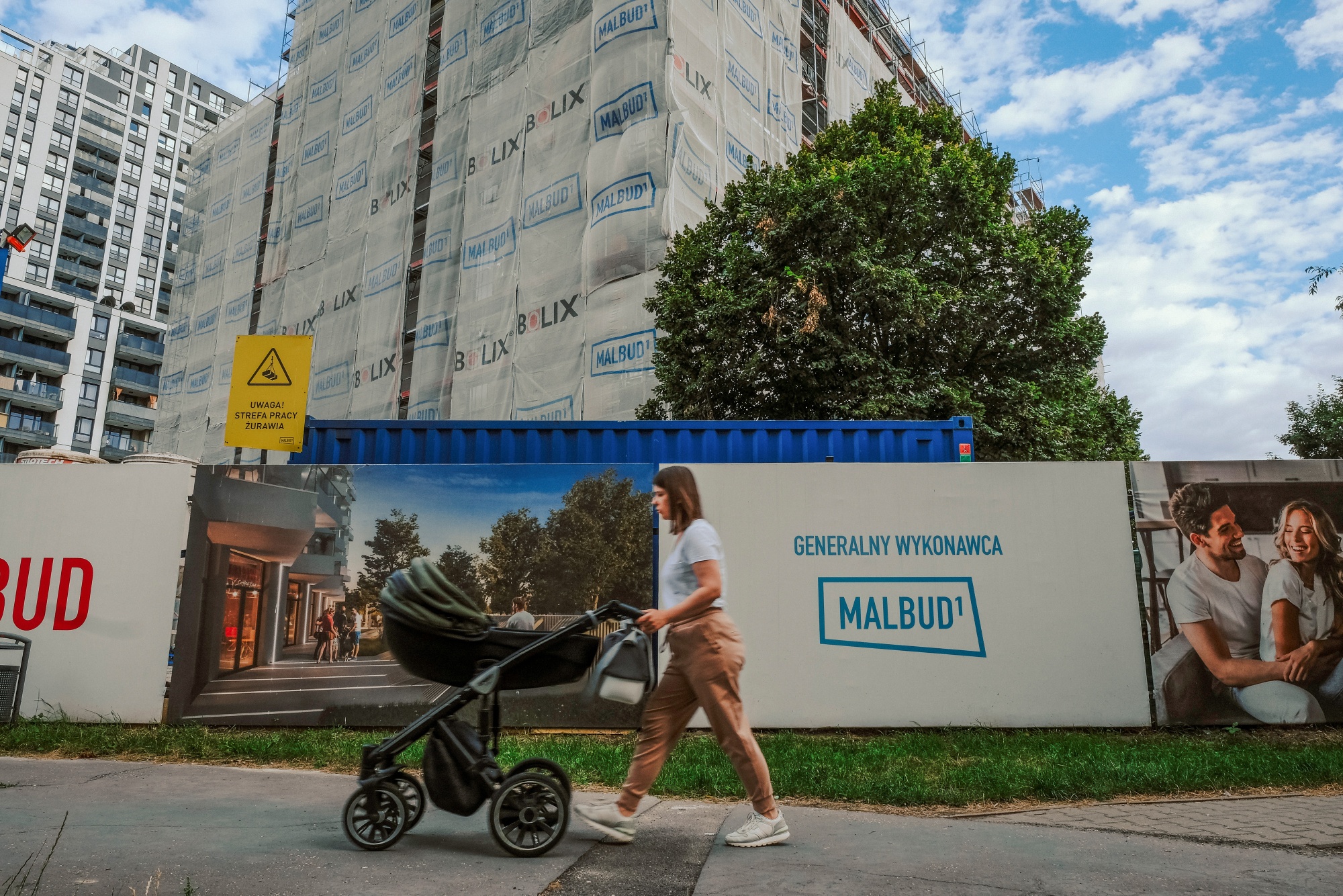 Polish Homebuilders Surge on Plan to Restart Mortgage Subsidies