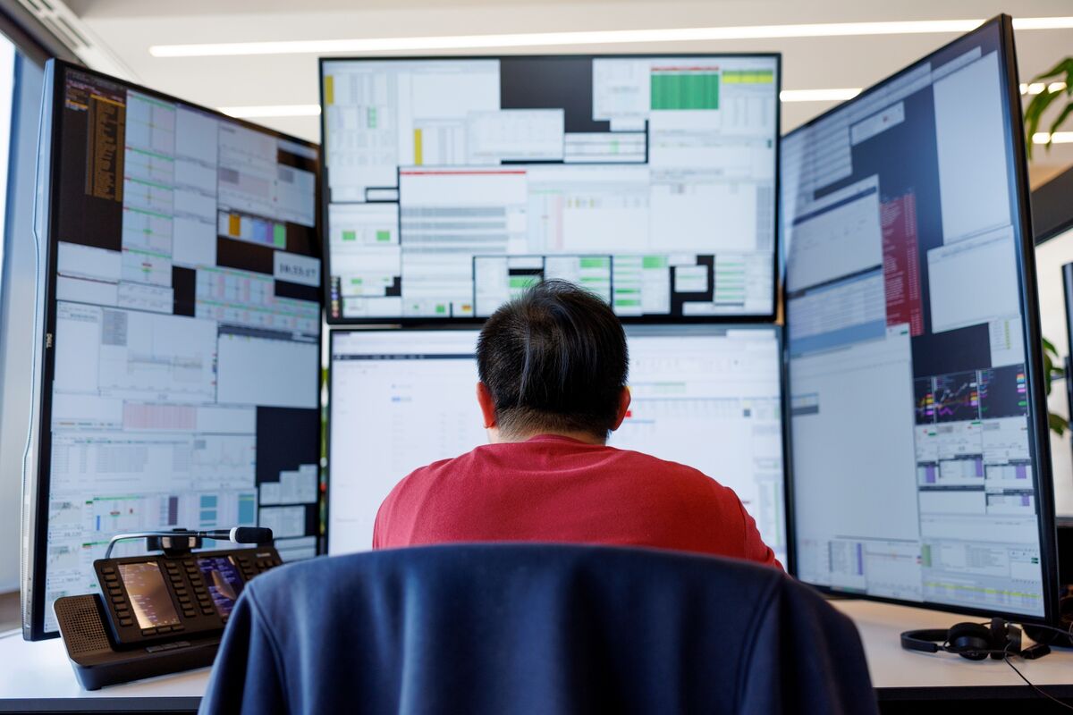 High Frequency Trader Optiver Seeks $900 Million Debt Package