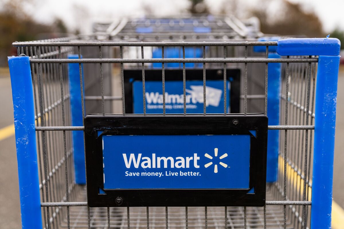 Walmart Risk Walmart Jolts Wall Street With Warning About Risks of Deflation - Bloomberg