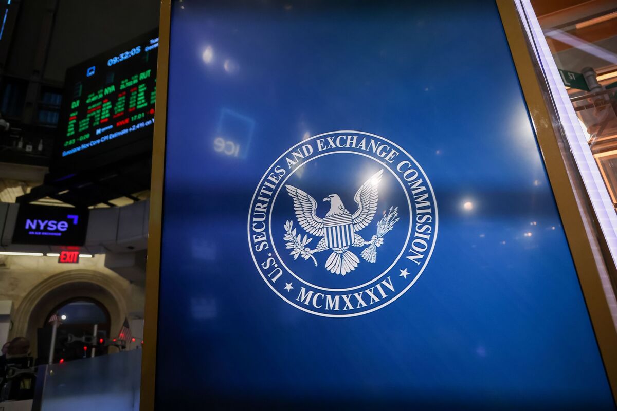 SEC Mulls New ETF Rules as $16 Trillion Boom Disrupts Status Quo