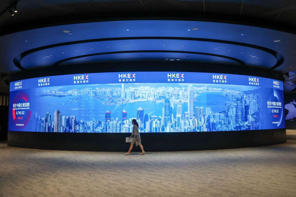 中国本土の投資家、香港株買い越し過去最高－10日は5600億円相当