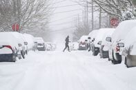Winter Storm Brings Heavy Snow To Western Washington
