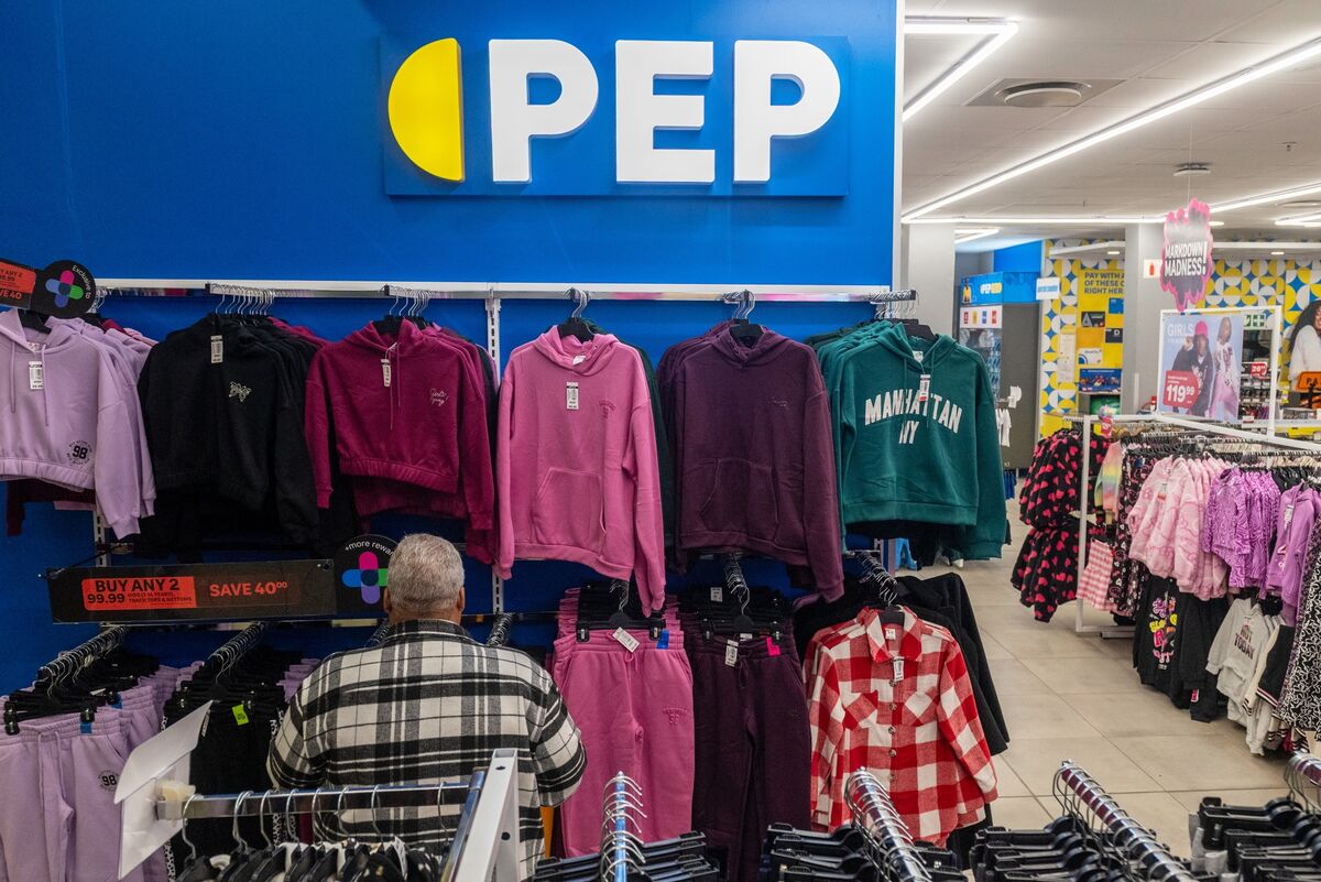 bloomberg.com - Janice Kew - Pepkor Rethinks Investec Tie-Up as It Eyes Solo Bank Startup