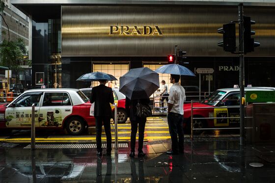 Luxury CEOs Rattled as Hong Kong Protests Scare Chinese Shoppers