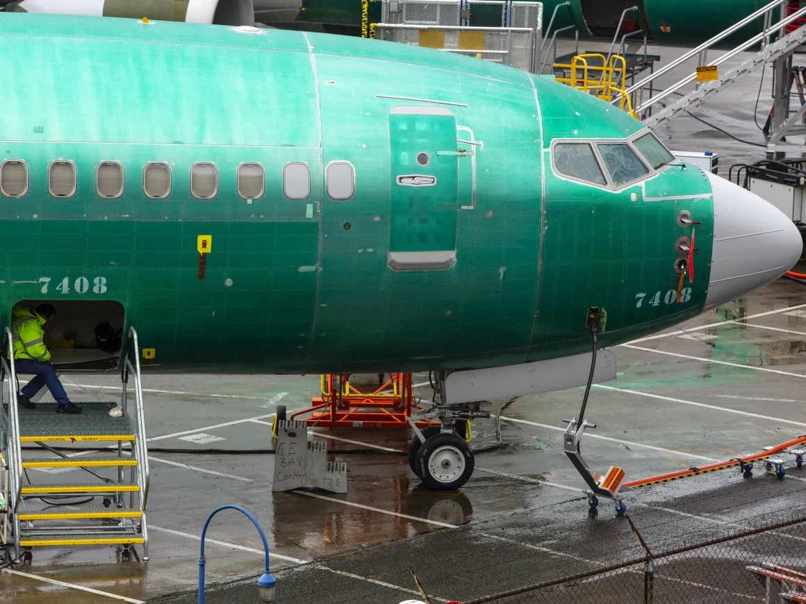 Boeing delivered just 28 jetliners in the third quarter.