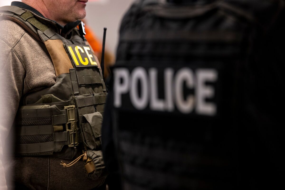 US Citizen Alleges Wrongful Arrests in DHS Immigration Sweeps