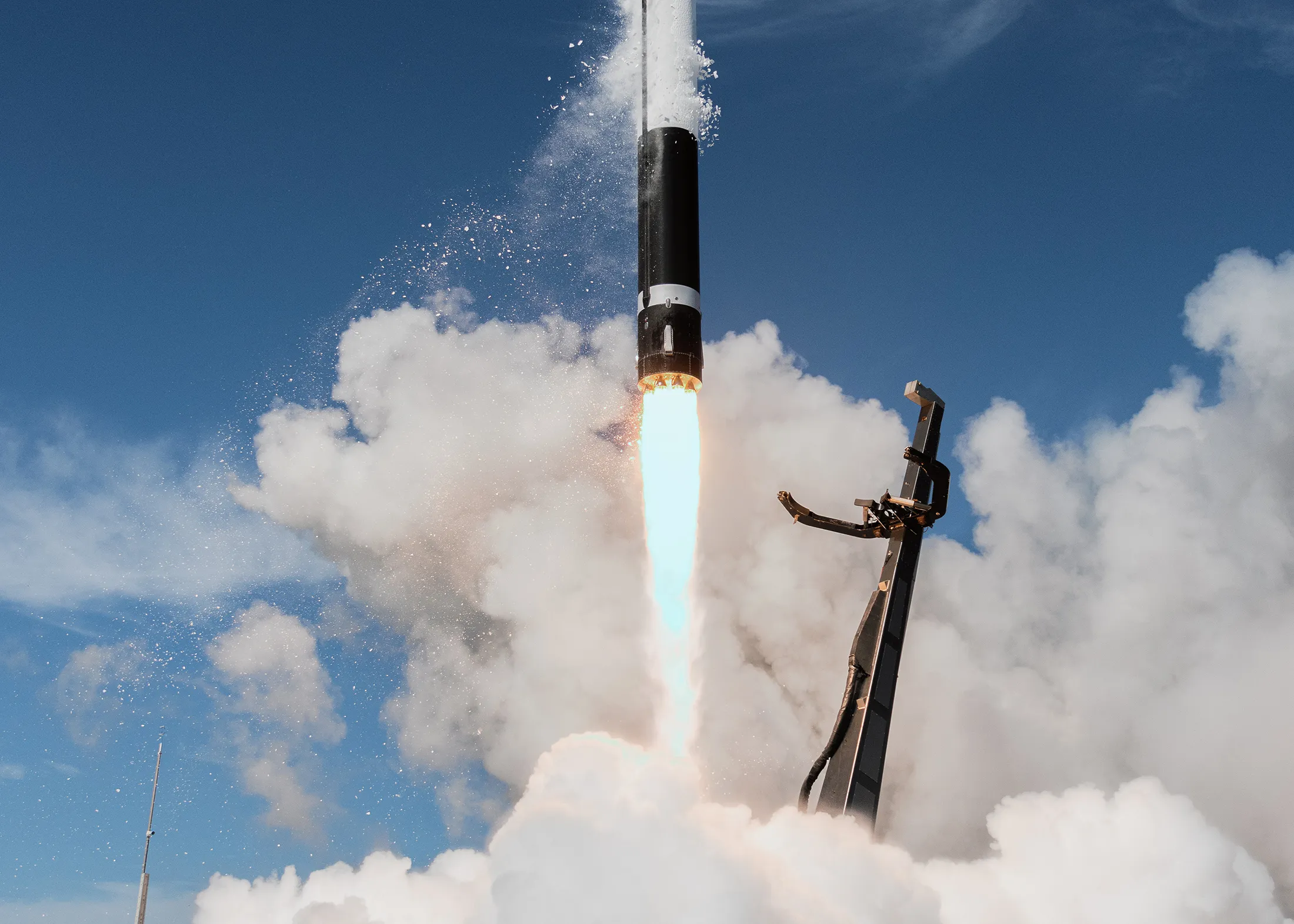 Rocket Lab (RKLB) Satellite Launch Puts SpaceX Challenger Back on Track -  Bloomberg