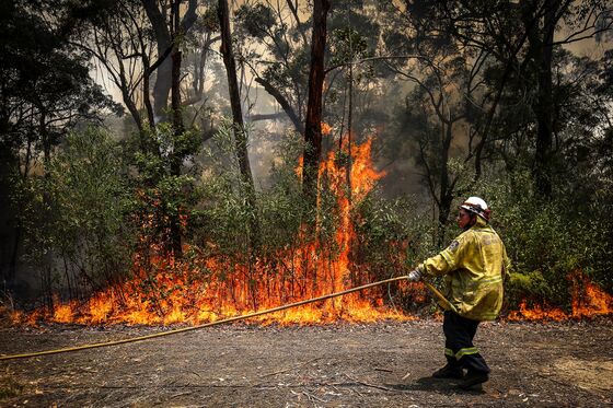 Volunteer Firefighters to Get Some Pay as Australia Burns